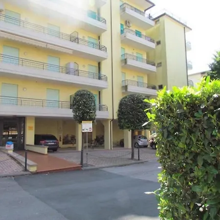 Apartman With Balcony 100m From The Sea Bibione