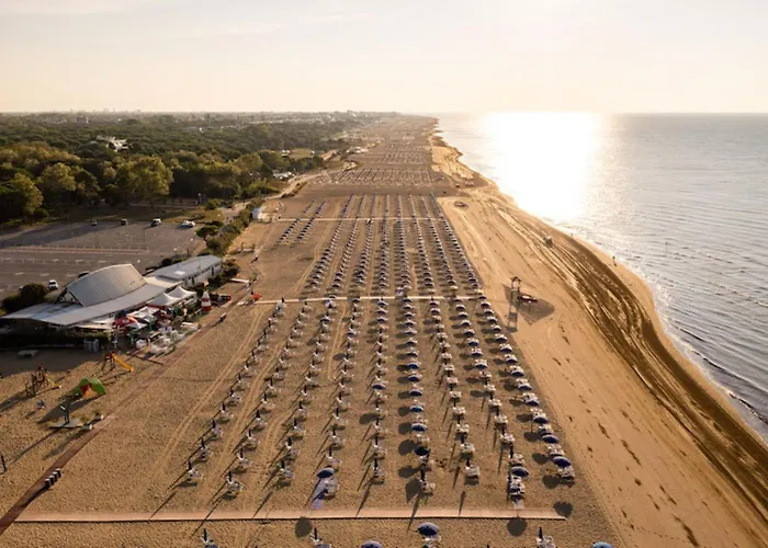 With Balcony 100m From The Sea Апартаменты