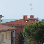 Appartamento With Balcony 100m From The Sea Bibione